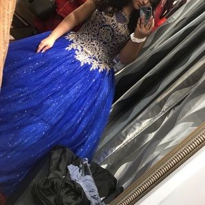 Coya Prom Ballgown Medium